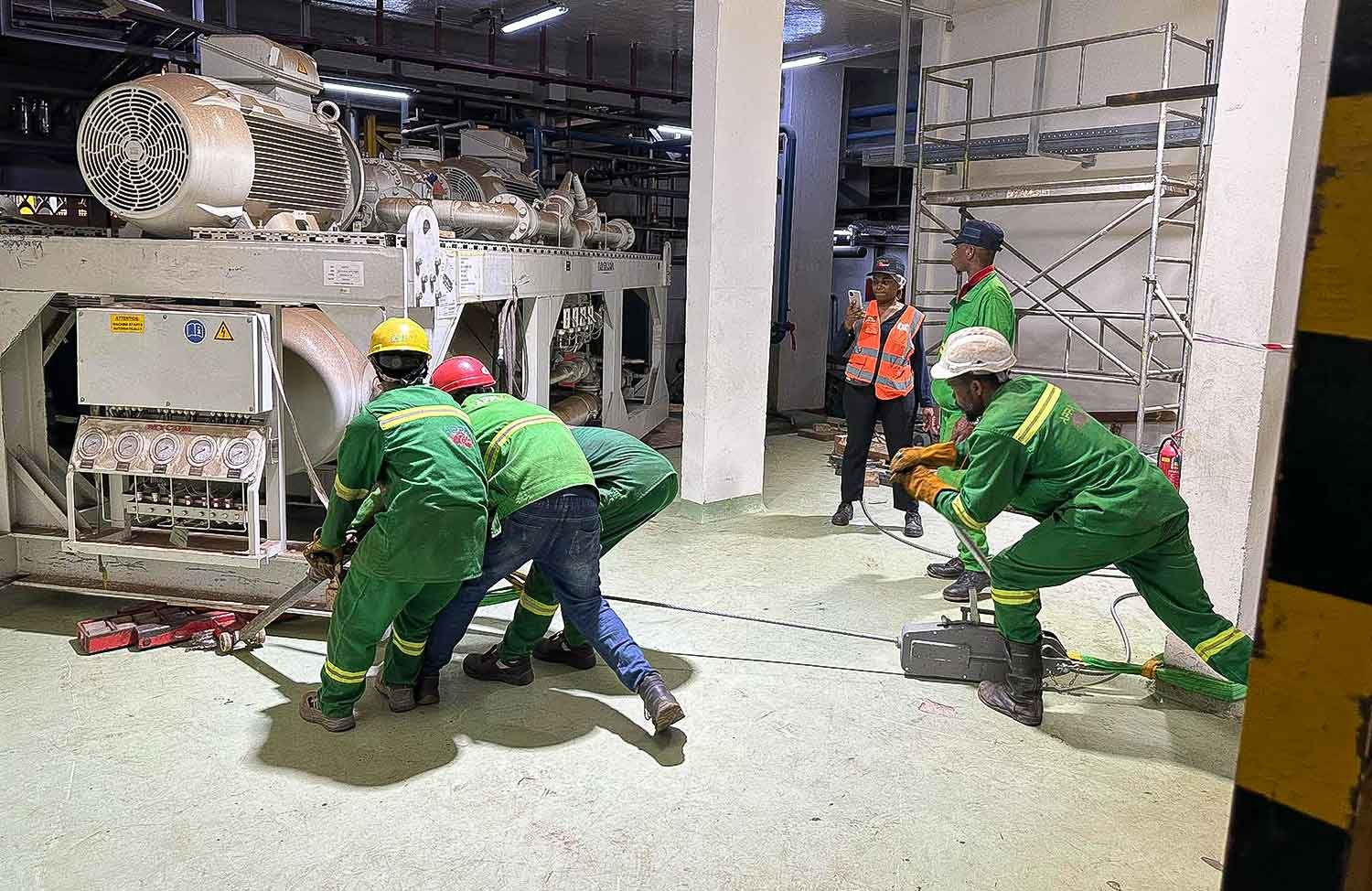 Équipe APPAK CONTROL en intervention industrielle